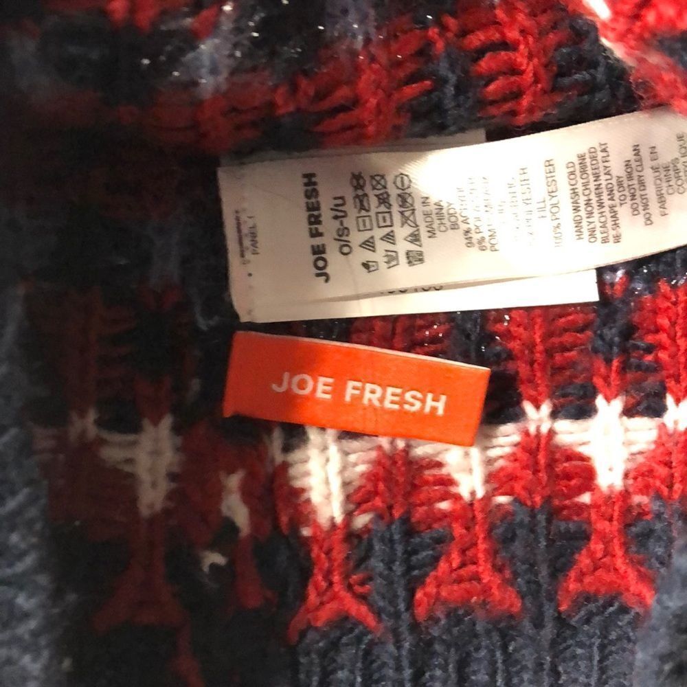 Joe Fresh Pom Pom Hat - Picture 2 of 4